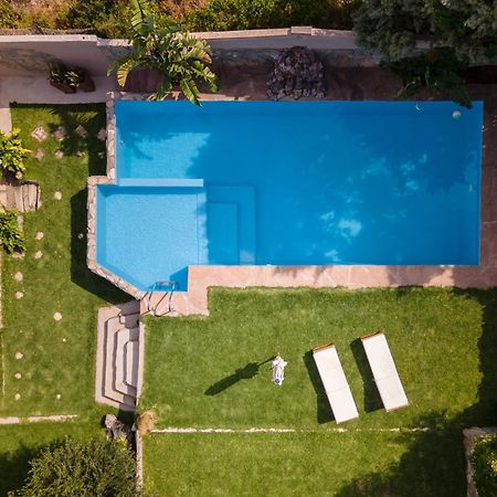 Dm Elegant And Charming Villa Foinikia  Екстер'єр фото