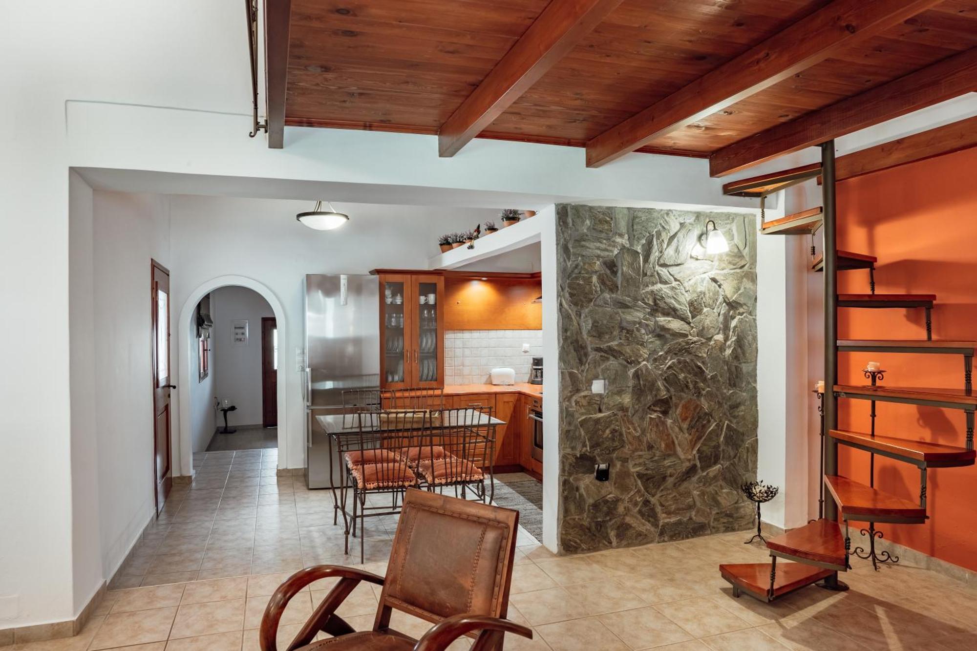 Dm Elegant And Charming Villa Foinikia  Екстер'єр фото